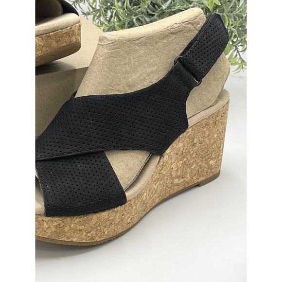 Clarks Women's Annadel Parker Black Suede Cork Wedge Platform Sandal Sz 7.5M New - Picture 2 of 16